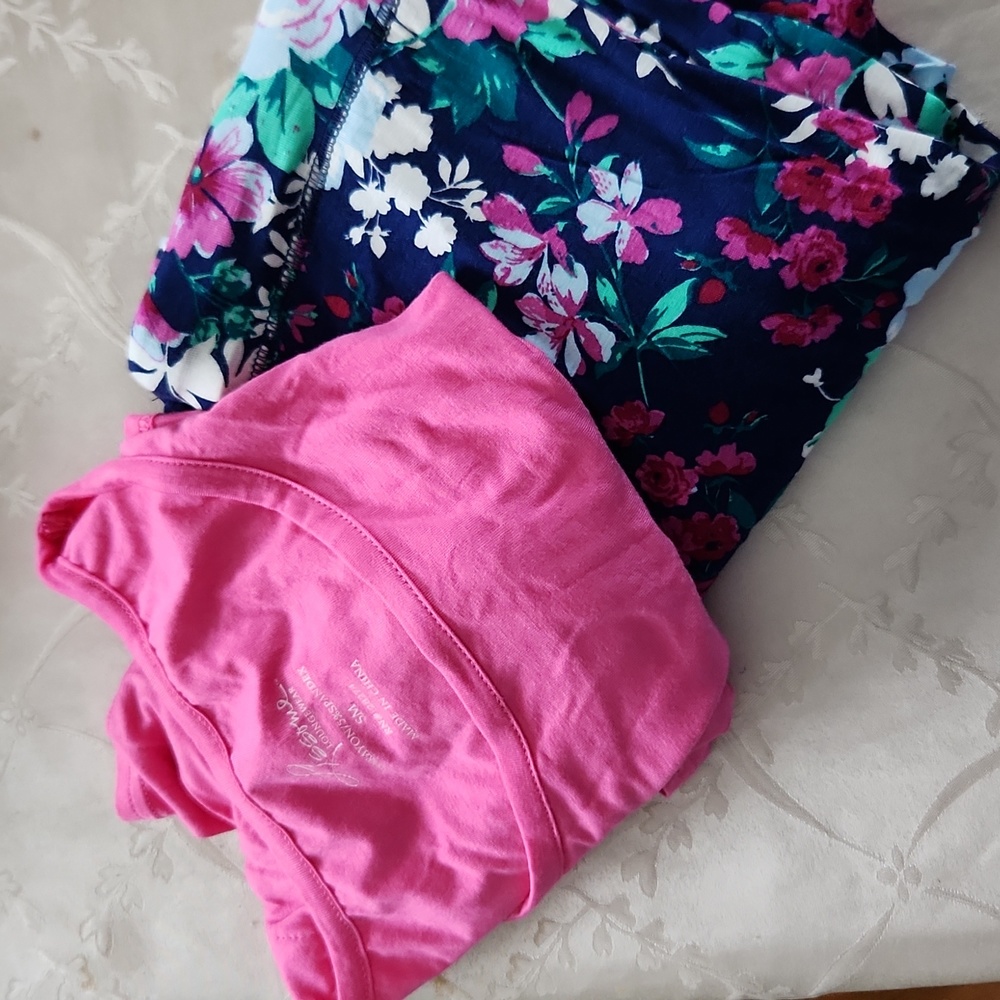 NWT Lissome 2 piece ladies lightweight Loungewear, size small